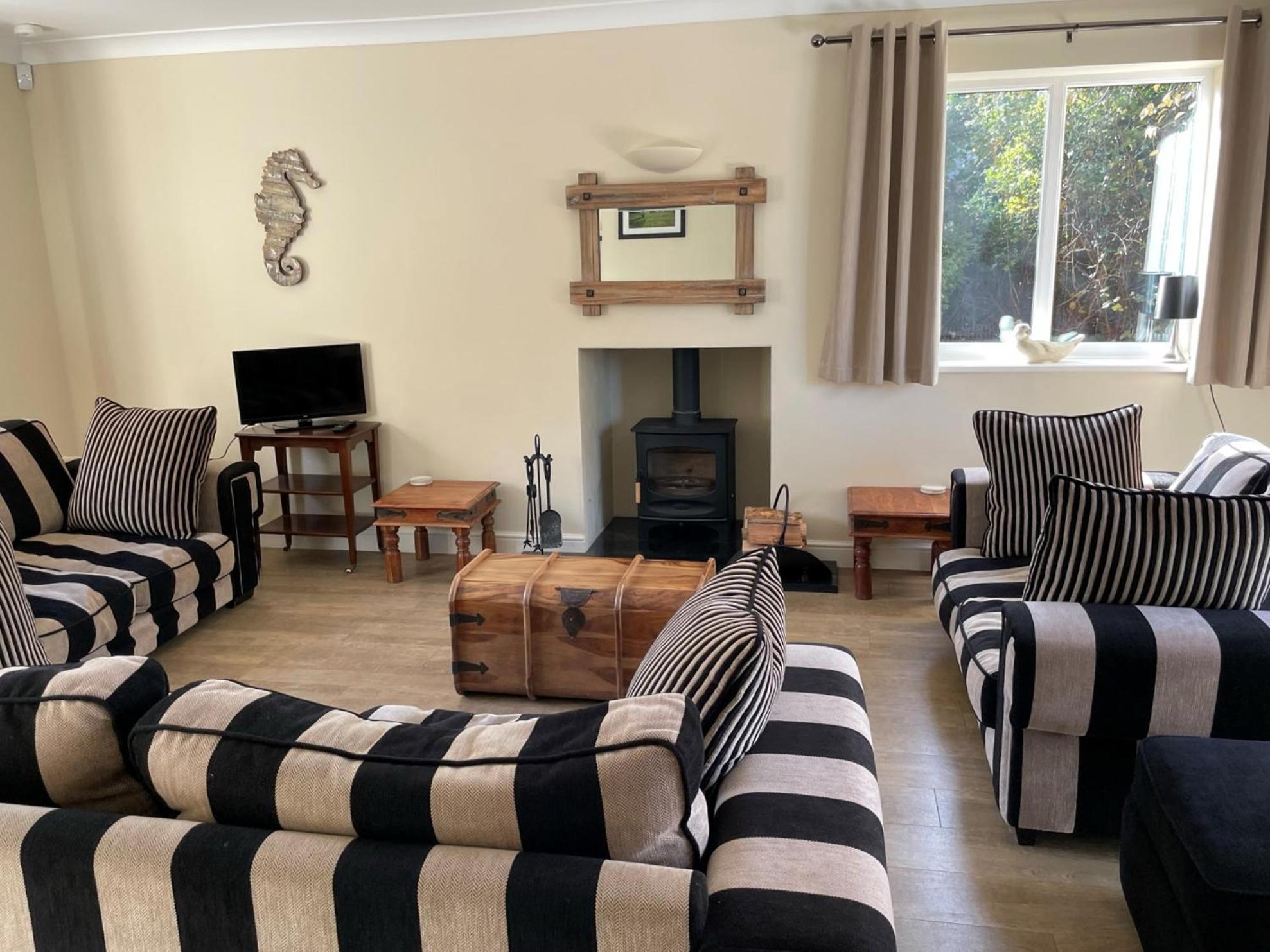 Saltkettle In Blakeney, Sleeping 12 In 5 Bedrooms Blakeney  Εξωτερικό φωτογραφία