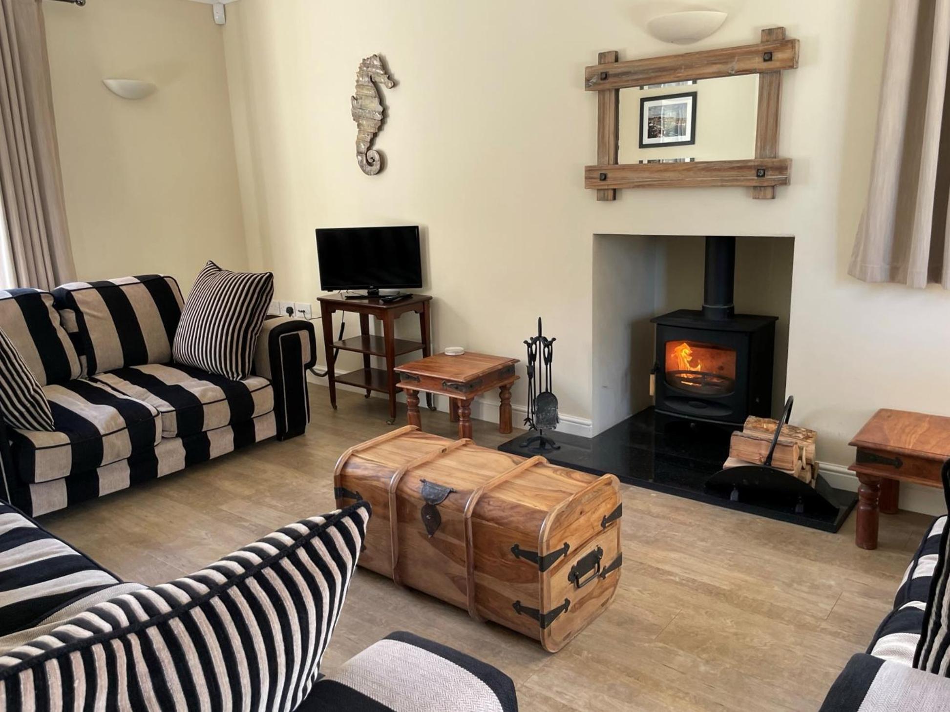 Saltkettle In Blakeney, Sleeping 12 In 5 Bedrooms Blakeney  Εξωτερικό φωτογραφία